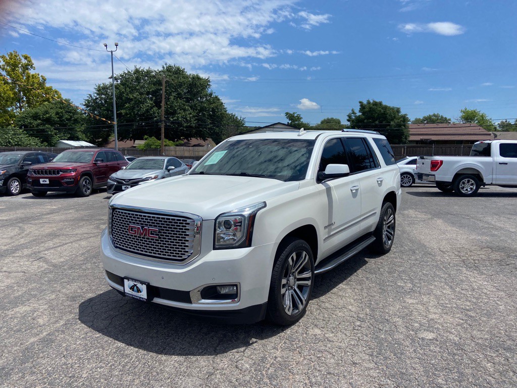 2017 GMC Yukon Image 2