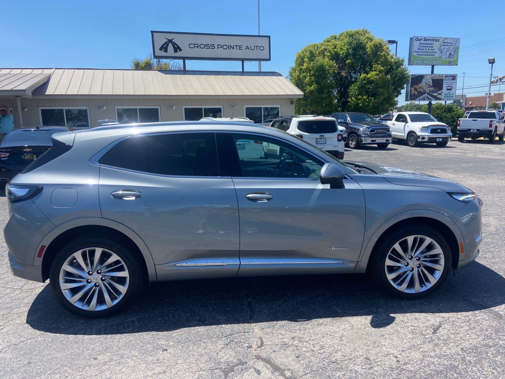 2024 Buick Envision Image 1