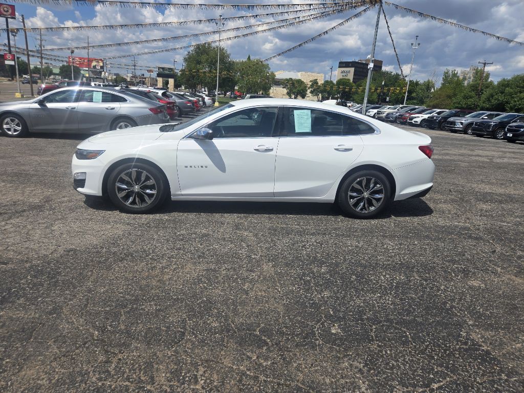 2020 Chevrolet Malibu Image 1
