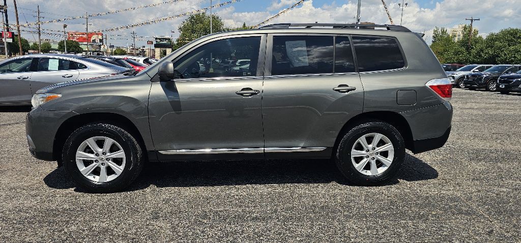 2012 Toyota Highlander Image 17
