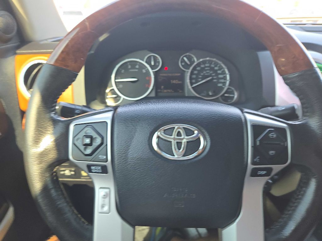 2015 Toyota Tundra Image 15