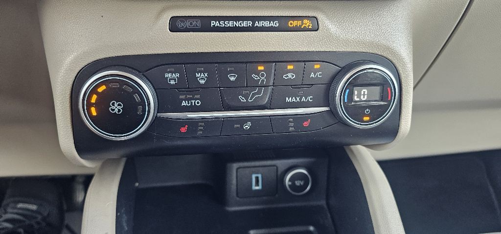 2020 Ford Escape Image 11