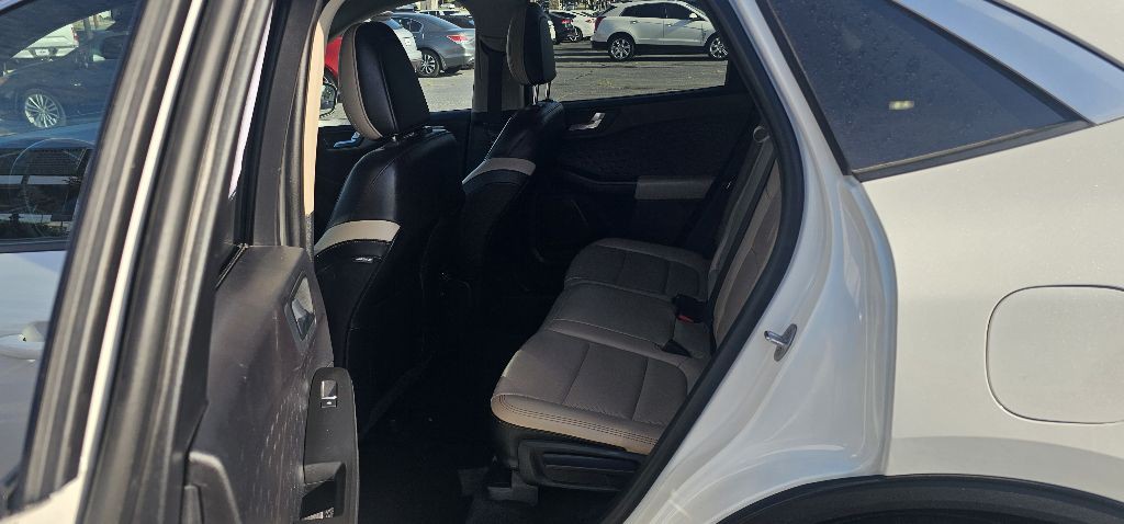 2020 Ford Escape Image 28