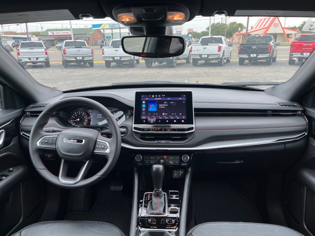 2024 Jeep Compass Image 11