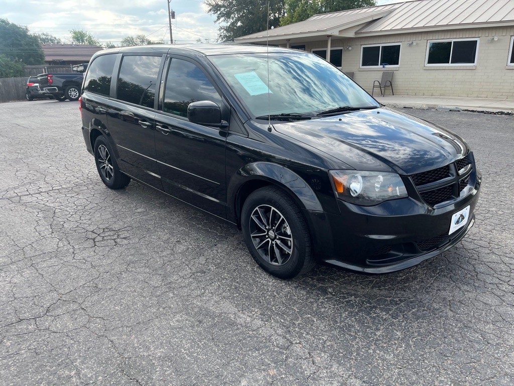 2016 Dodge Grand Caravan Image 2