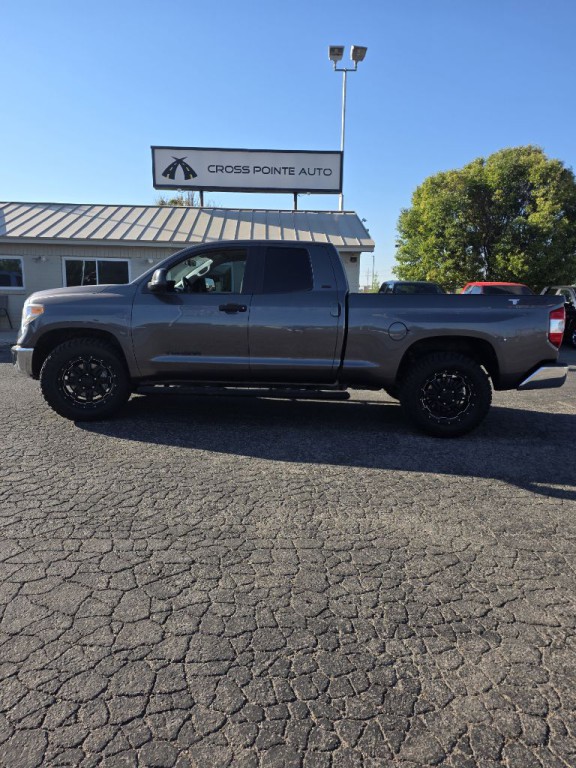 2016 Toyota Tundra Image 2