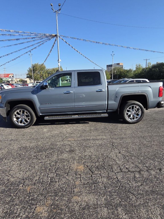 2015 GMC Sierra Image 18