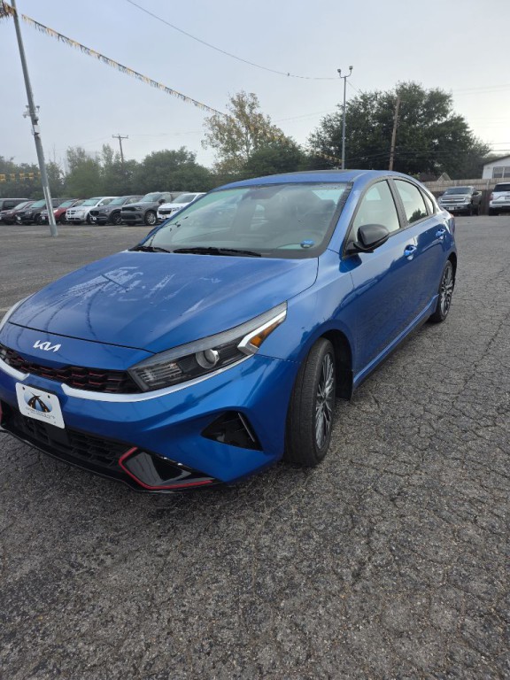 2023 Kia Forte Image 3