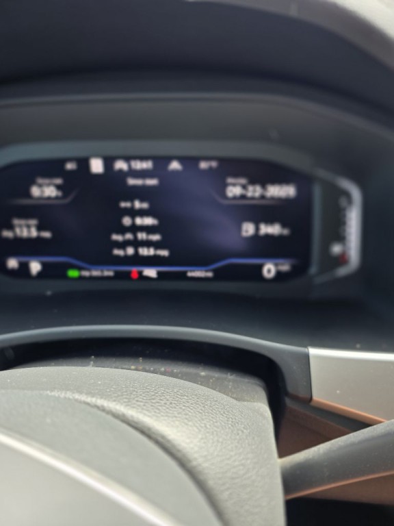 2022 Volkswagen Atlas Cross Spo Image 10