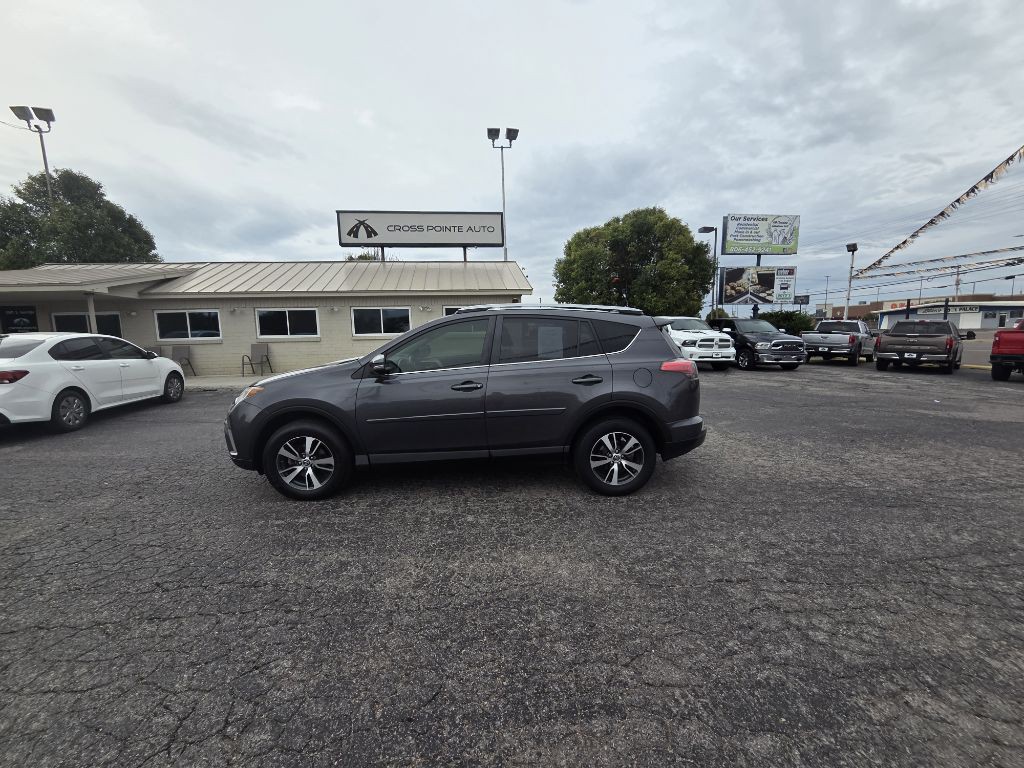 2018 Toyota Rav4 Image 1