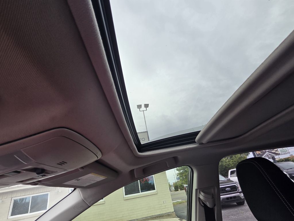 2018 Toyota Rav4 Image 11