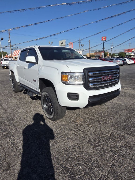 2018 GMC Canyon Image 2