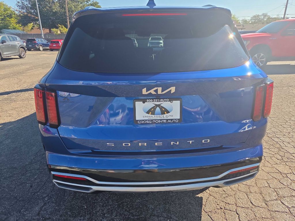 2022 Kia Sorento Image 2