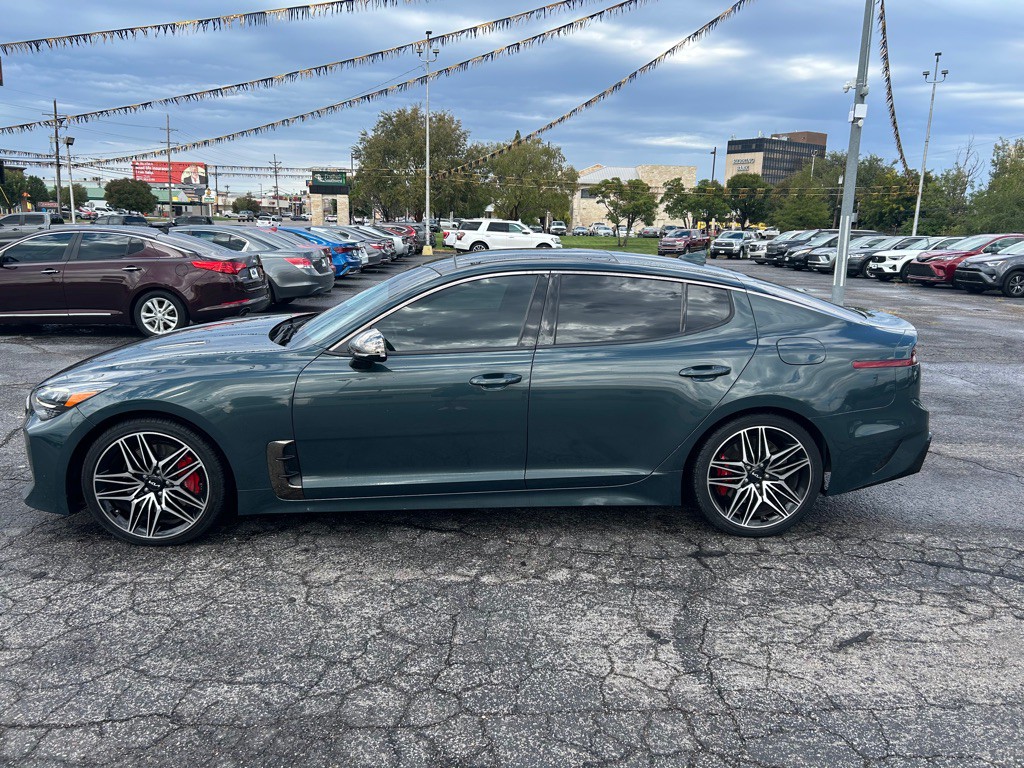 2022 Kia Stinger Image 2