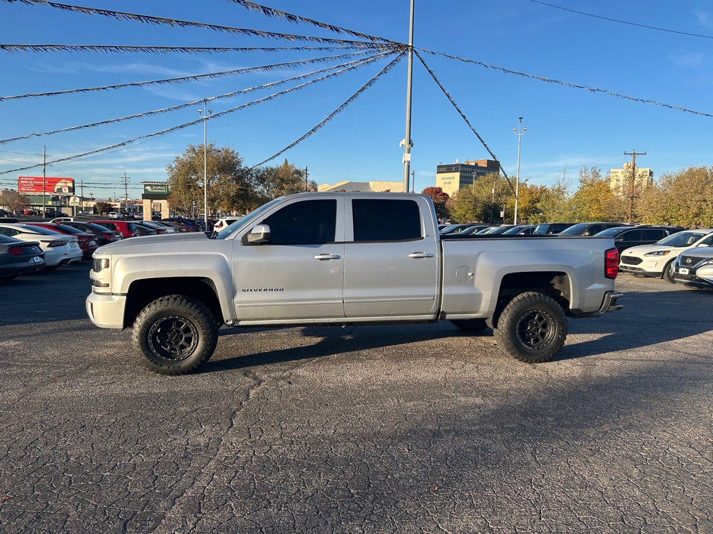2018 Chevrolet Silverado 1500 Image 3