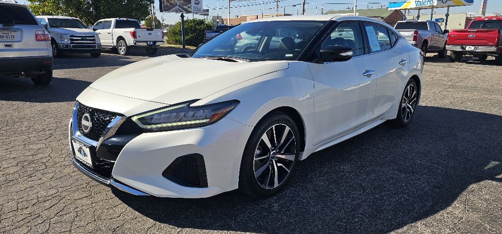 2023 Nissan Maxima Image 1