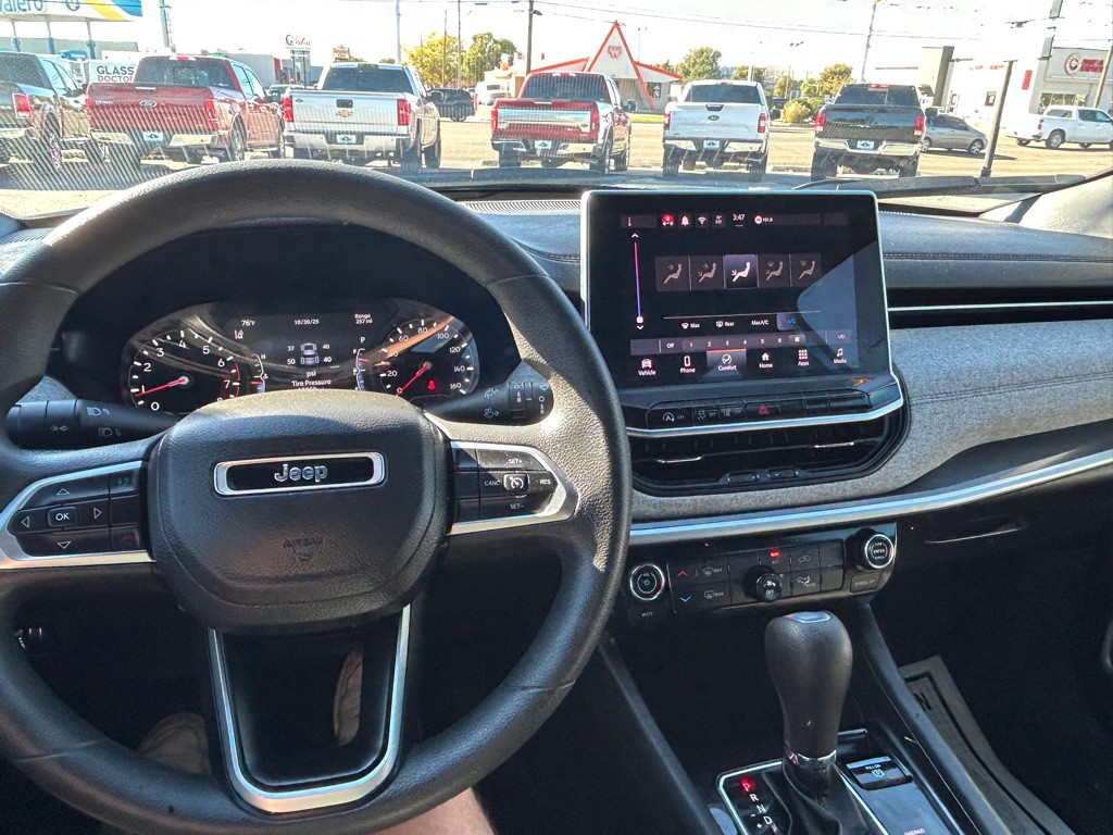 2024 Jeep Compass Image 9