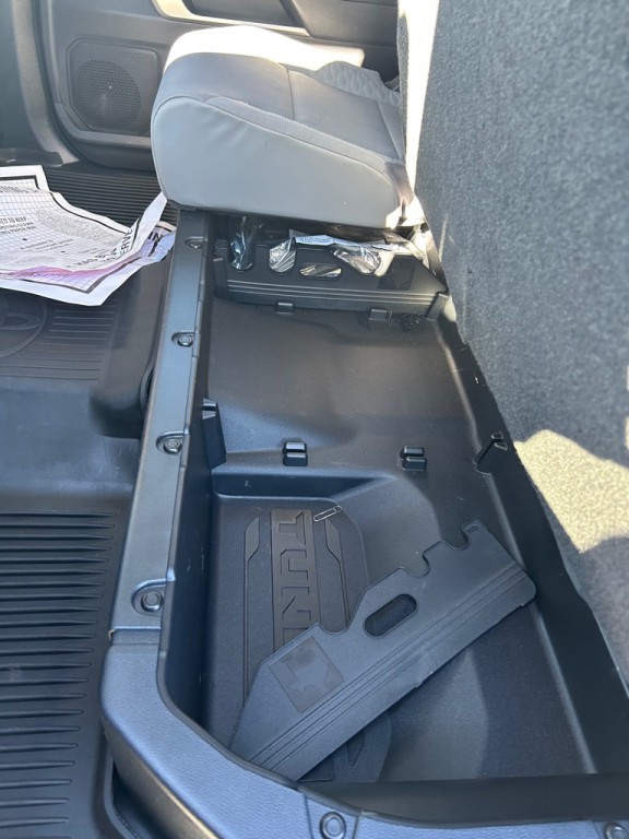 2023 Toyota Tundra Image 6