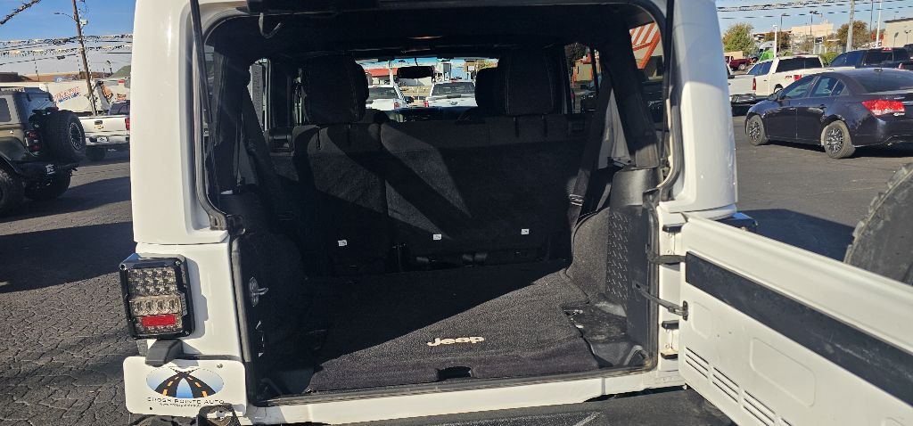 2017 Jeep Wrangler Unlimited Image 6