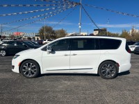Image for 2017 Chrysler Pacifica Limited ID: 6990260