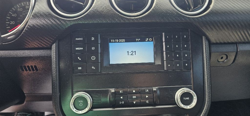 2021 Ford Mustang Image 12