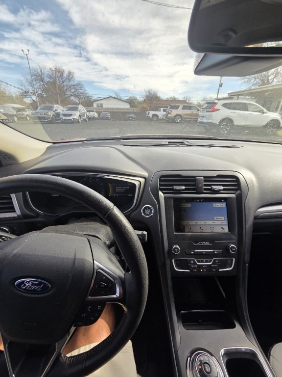 2019 Ford Fusion Image 11