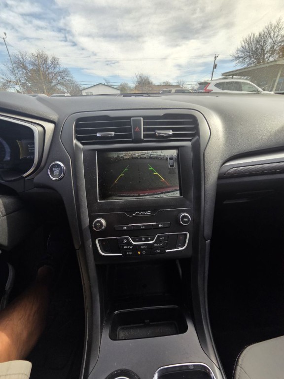 2019 Ford Fusion Image 23