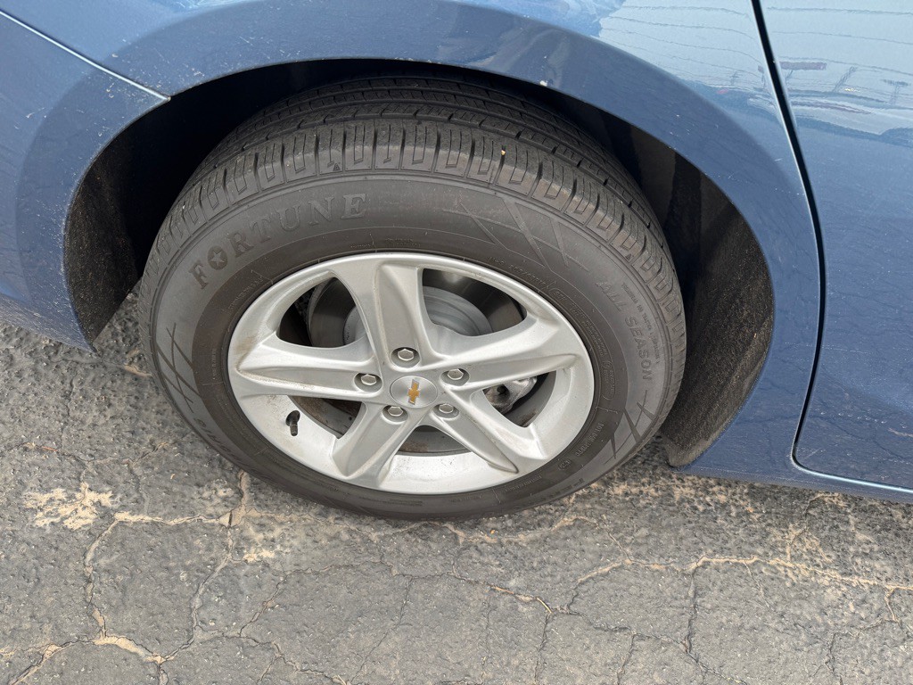 2024 Chevrolet Malibu Image 12