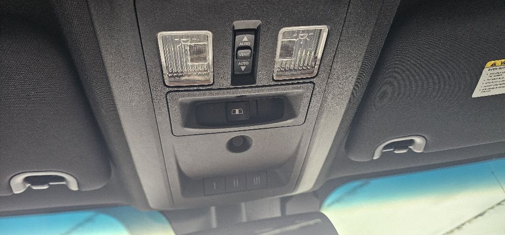 2017 RAM 1500 Image 16