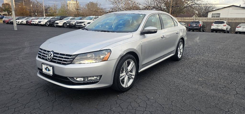 2013 Volkswagen Passat Image 3