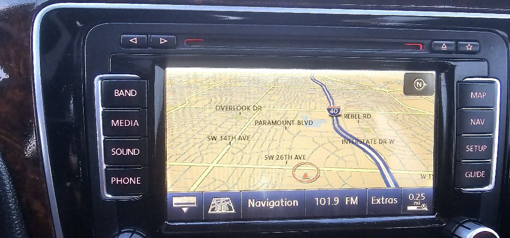 2013 Volkswagen Passat Image 15