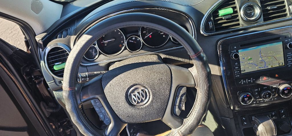 2015 Buick Enclave Image 18