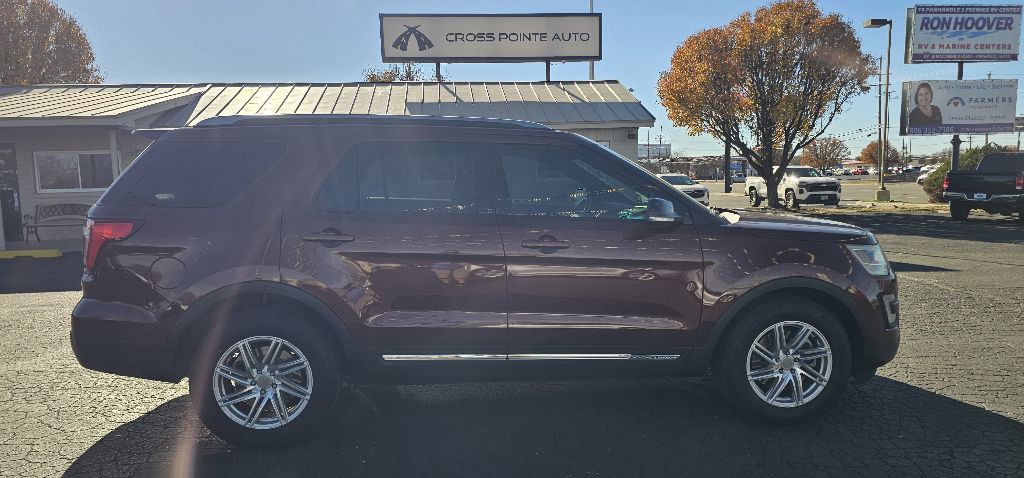 2016 Ford Explorer Image 1