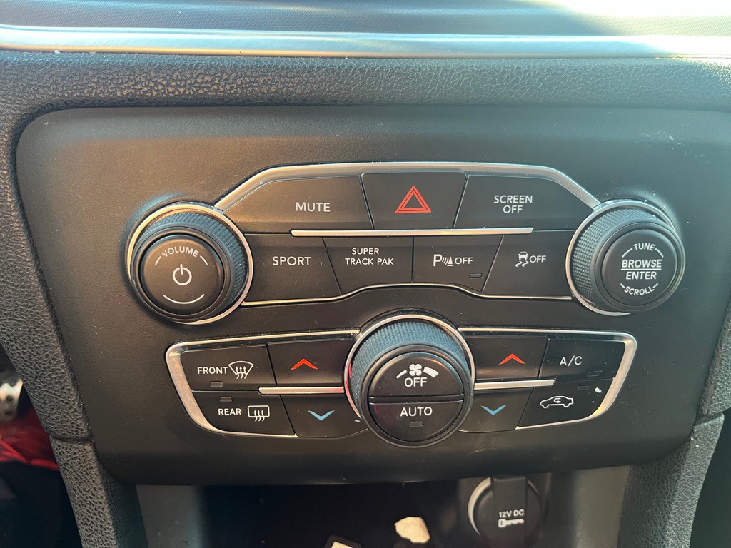 2020 Dodge Charger Image 11