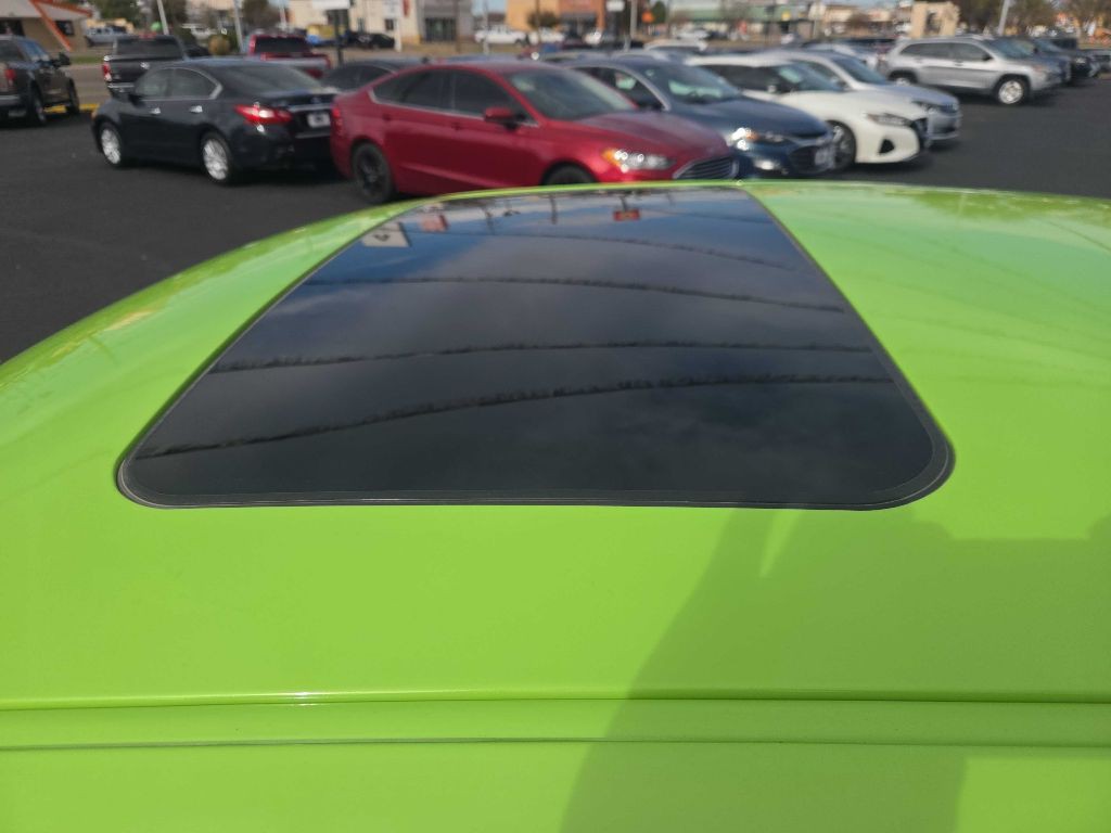 2023 Dodge Challenger Image 7