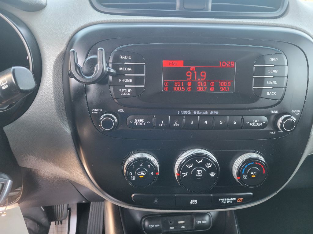 2016 Kia Soul Image 8