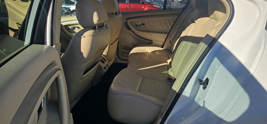 2013 Ford Taurus Image 6