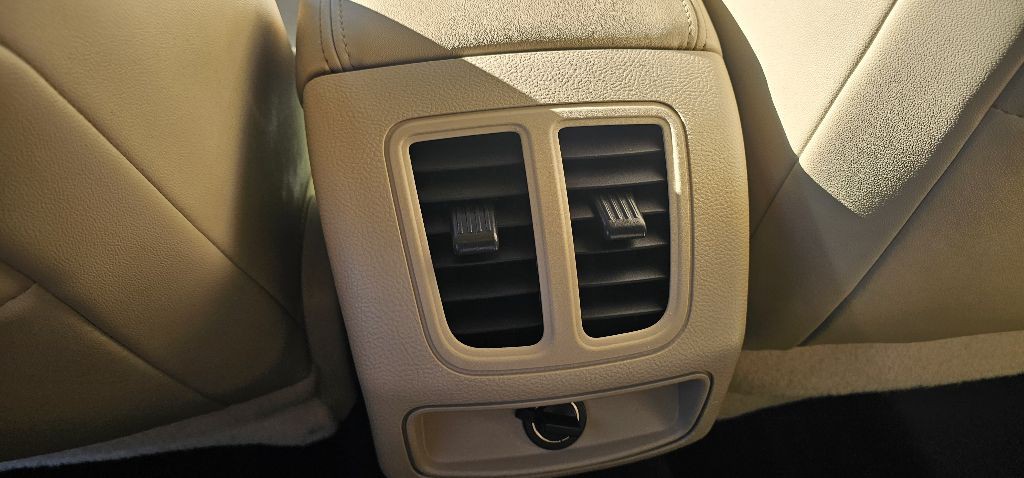 2013 Ford Taurus Image 7