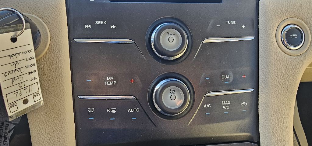 2013 Ford Taurus Image 11