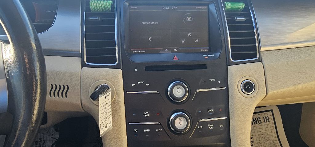 2013 Ford Taurus Image 13