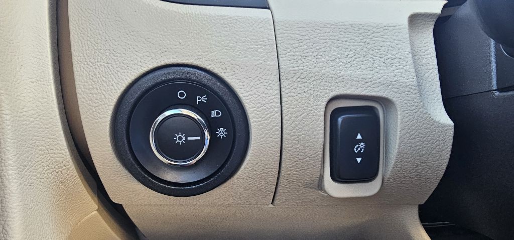 2013 Ford Taurus Image 15