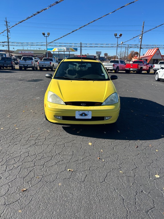 2002 Ford Focus Image 4