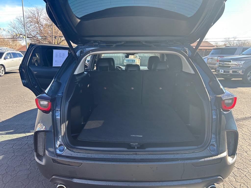 2024 Mazda CX-5 Image 8