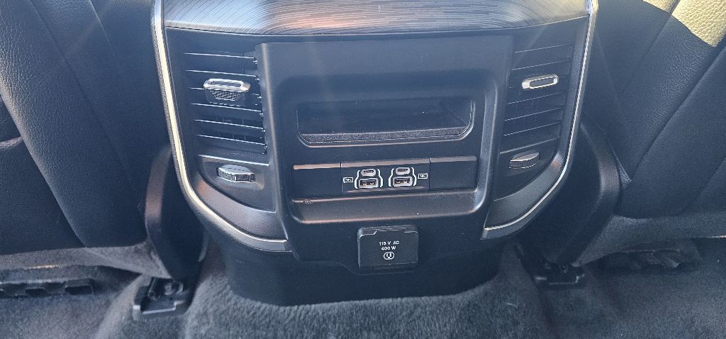 2024 RAM 1500 Image 8