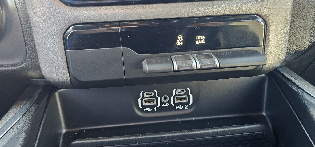 2024 RAM 1500 Image 10