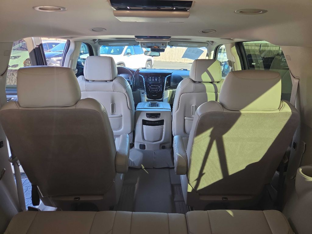 2018 Cadillac Escalade Image 10
