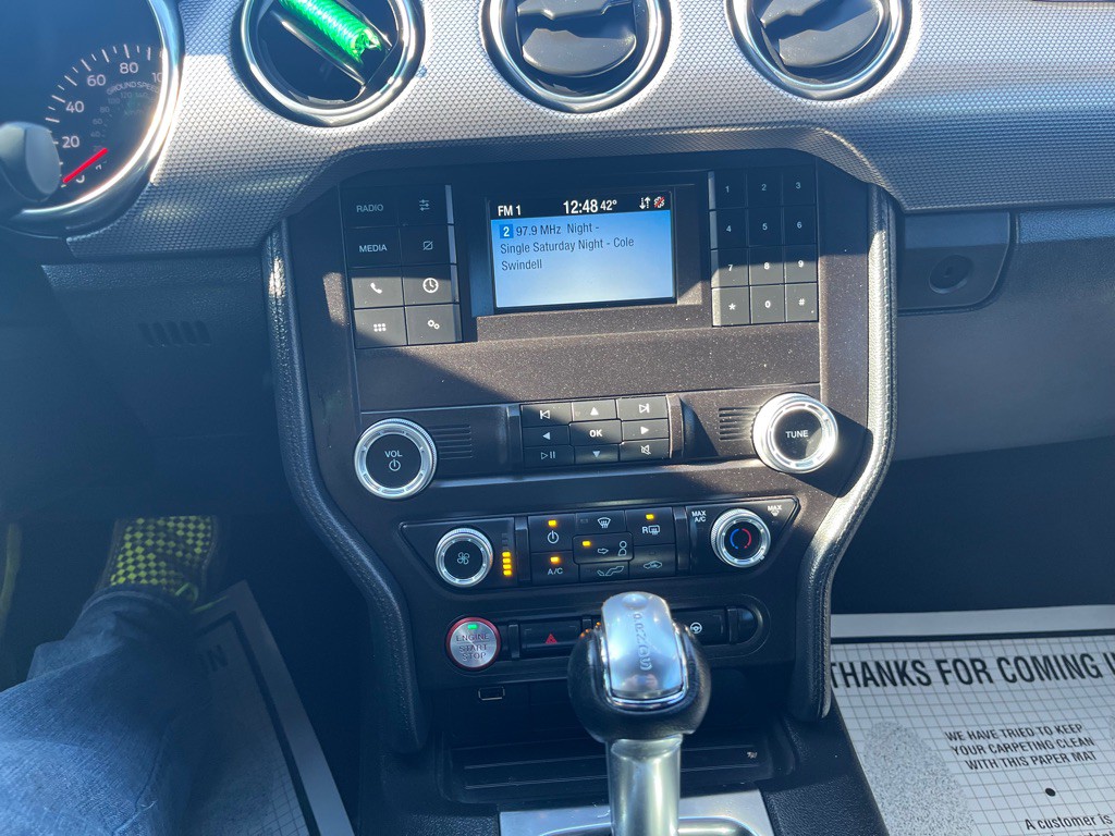 2020 Ford Mustang Image 12