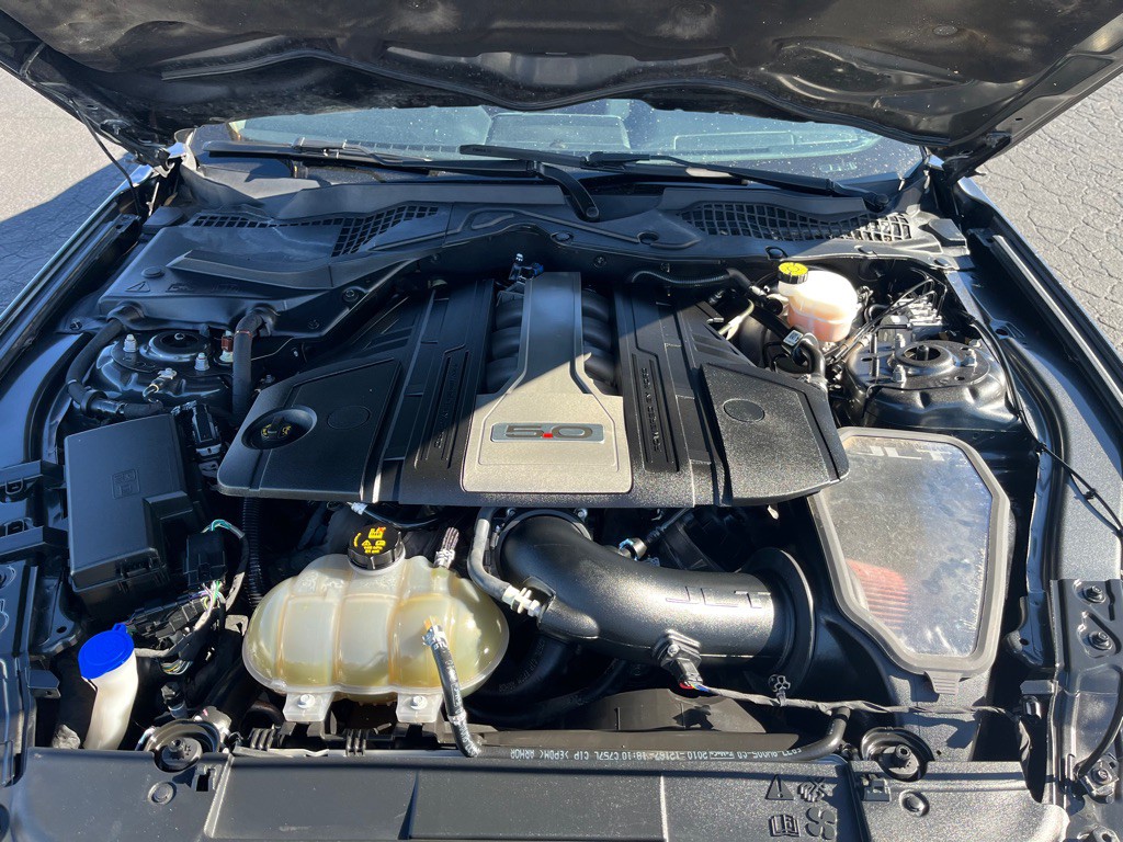 2020 Ford Mustang Image 13