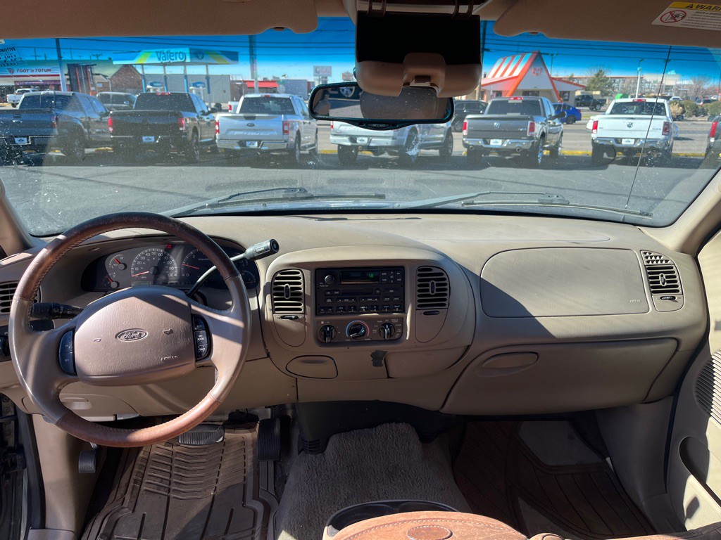 2001 Ford F-150 Image 10