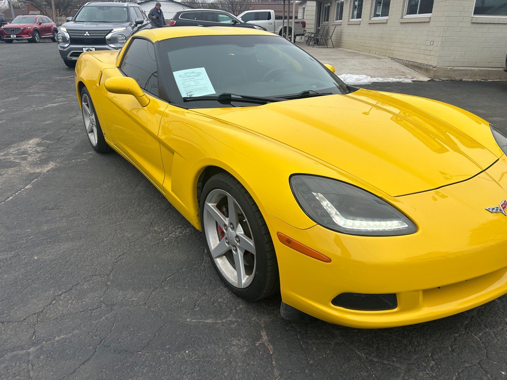2006 Chevrolet Corvette Image 2